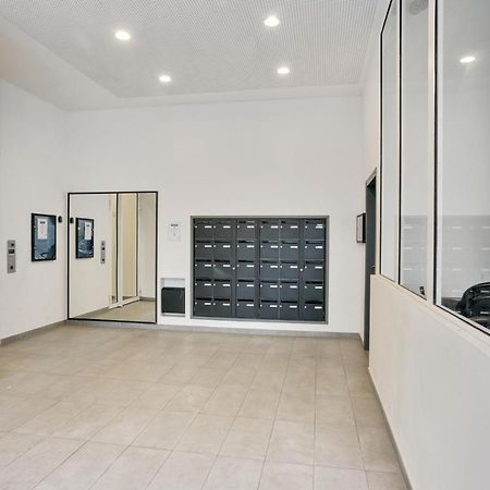 Chic Apart With Parking Near Paris Nanterre Exterior photo